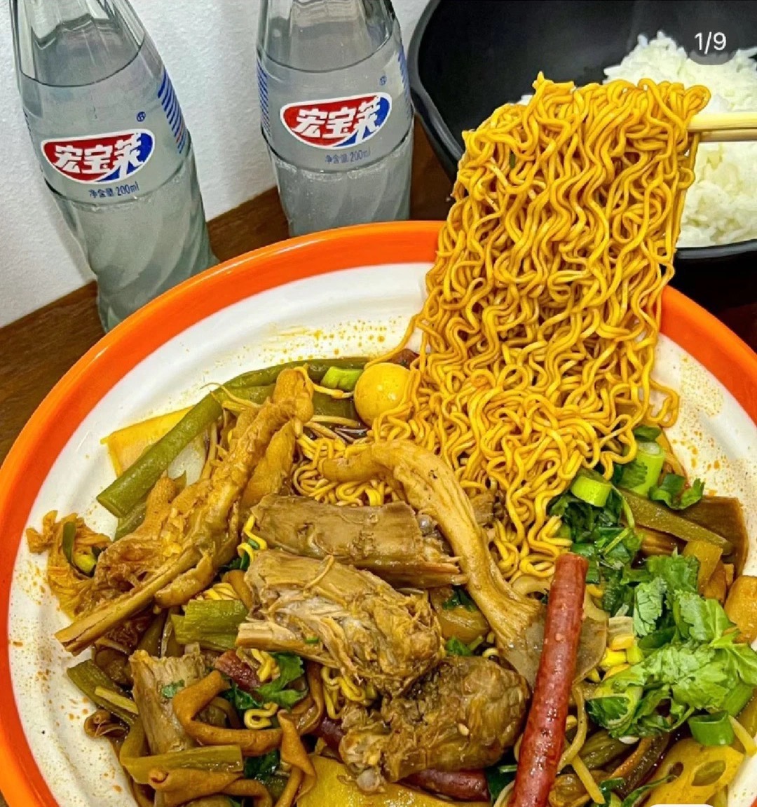 曹氏鴨脖之所以這么火，主要是因?yàn)橐韵聨讉€(gè)原因